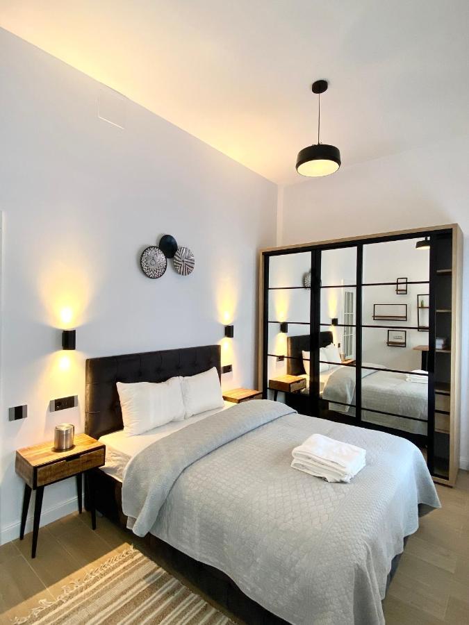 Apartamento 10 Council Square Braşov Exterior foto