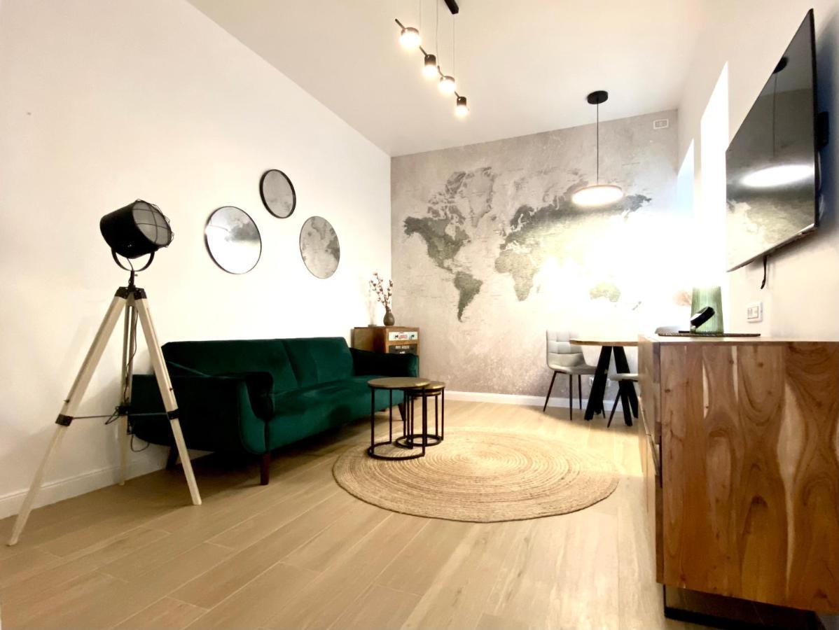 Apartamento 10 Council Square Braşov Exterior foto