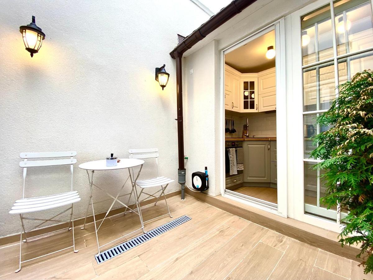 Apartamento 10 Council Square Braşov Exterior foto