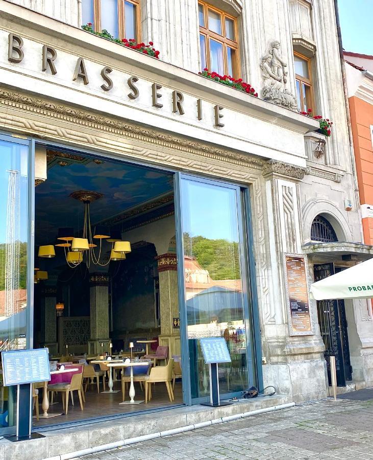 Apartamento 10 Council Square Braşov Exterior foto