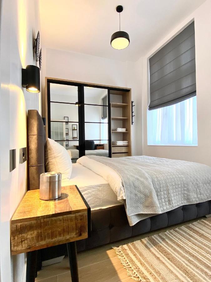 Apartamento 10 Council Square Braşov Exterior foto