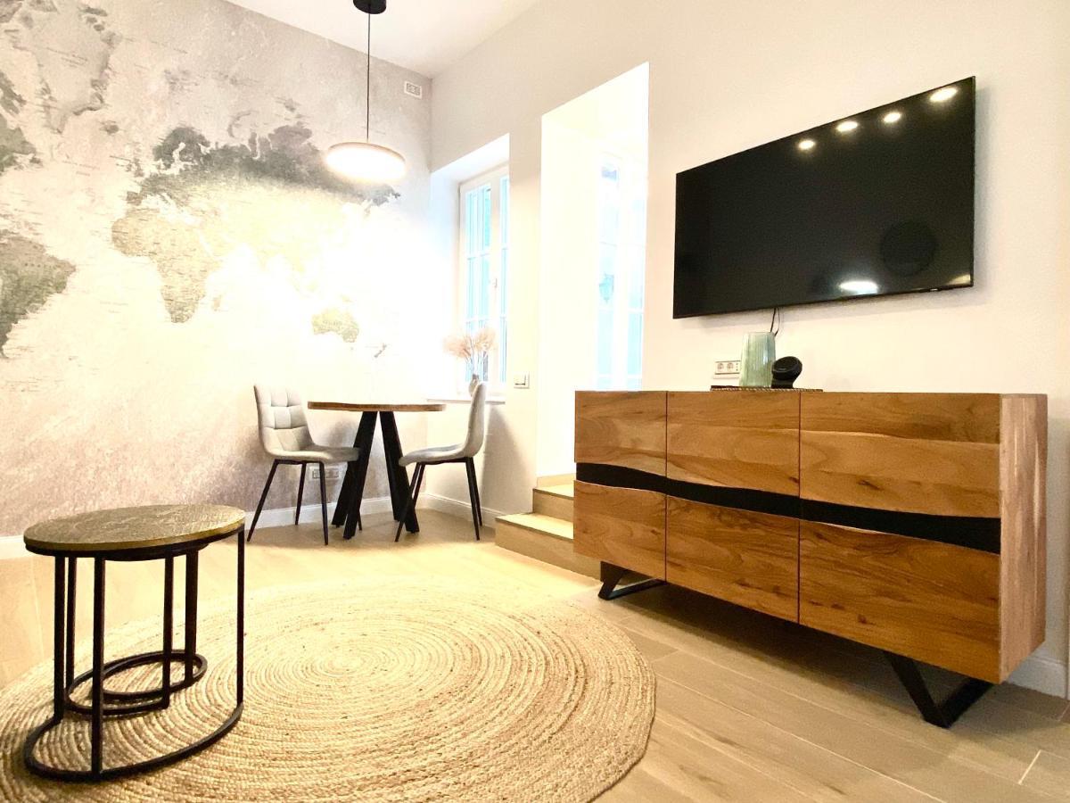 Apartamento 10 Council Square Braşov Exterior foto